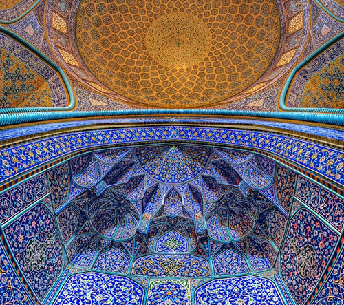 Fatemeh Hosein Aghaei zachytává dechberoucí krásu íránských mešit